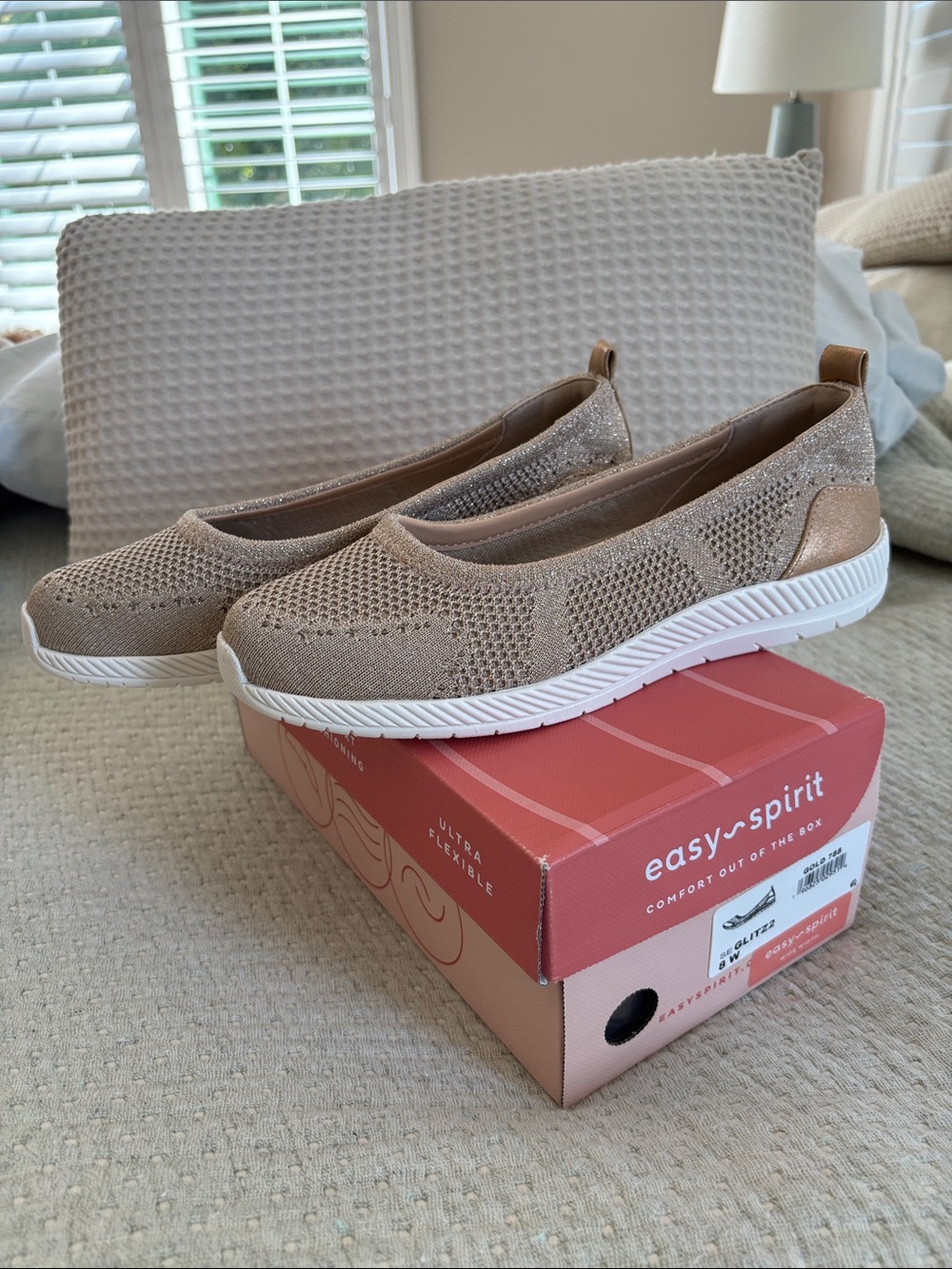 Easy Spirit Slip On Knit Shoe